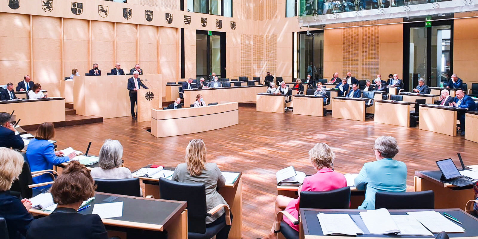 Plenarsaal des Bunderats  - Verkehrsminister Beermann spricht 