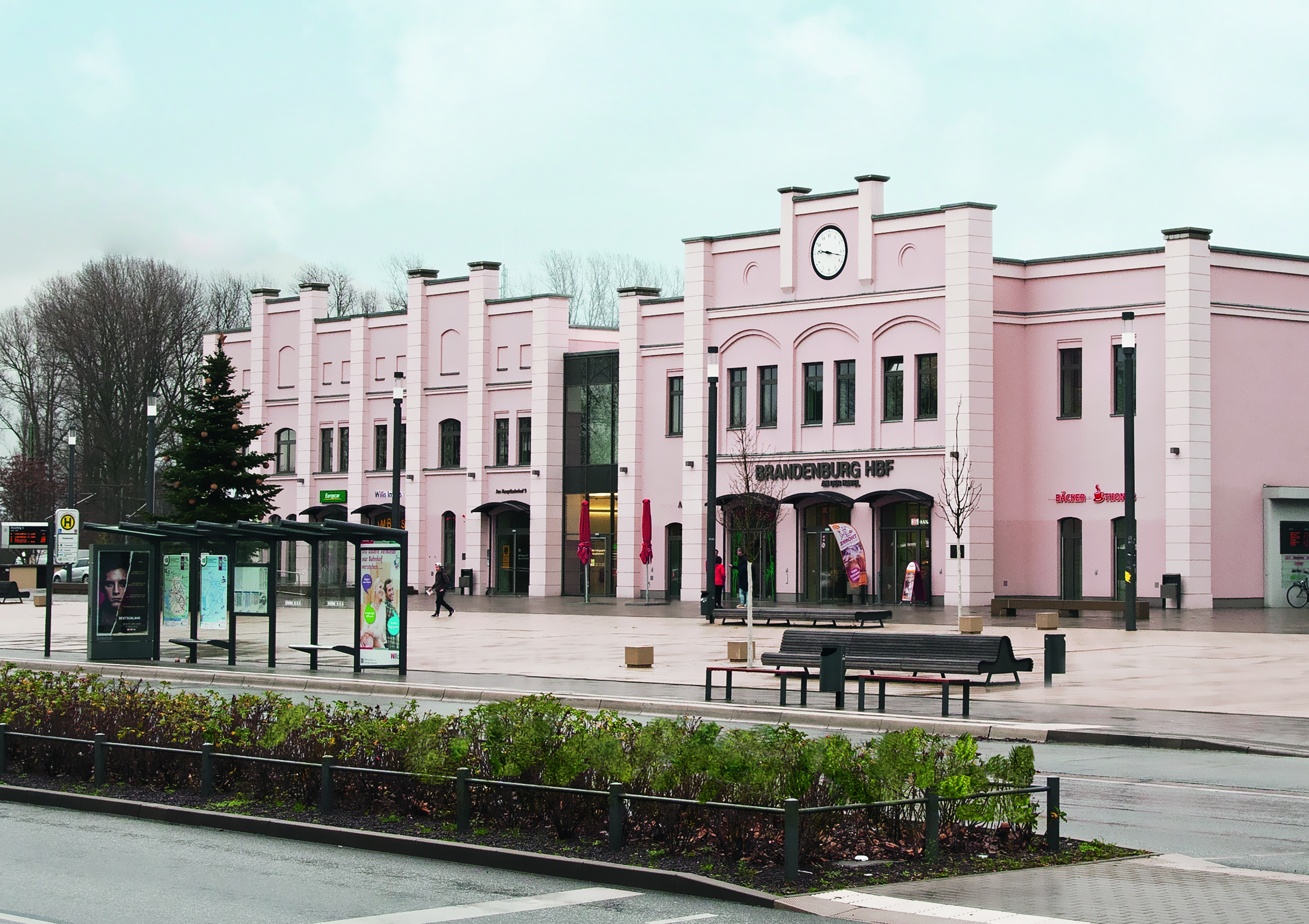 Der Bahnhof nach der Sanierung