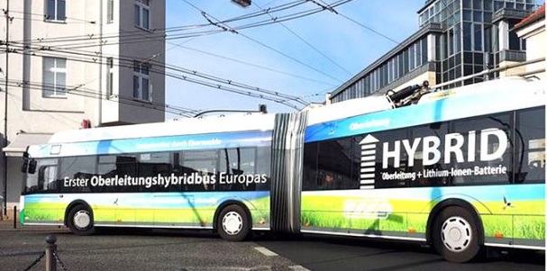 erster Oberleitungs-Hybrid-Bus Europas