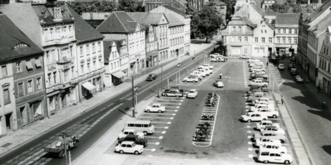 1985 war der Cottbus/Chóśebuz Altmarkt noch wenig belebt. 