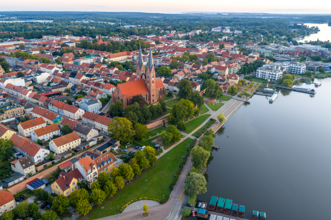 Die Fontanestadt ist eine der schönsten in Brandenburg und erstrahlt wieder in vollem Glanz - 