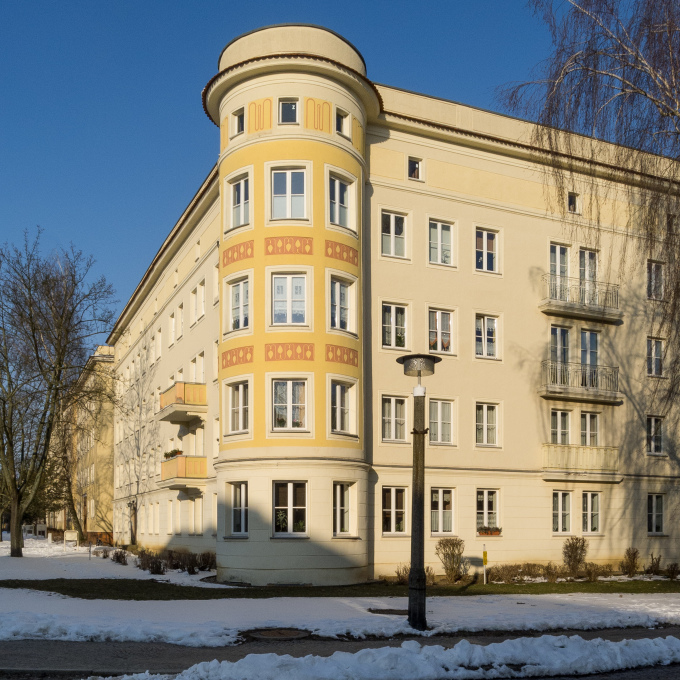 Vorzeigeprojekt der "Planstadt", Erinnerungen und neues Zuhause: die Wohnkomplexe 1-4 in Eisenhüttenstadt.