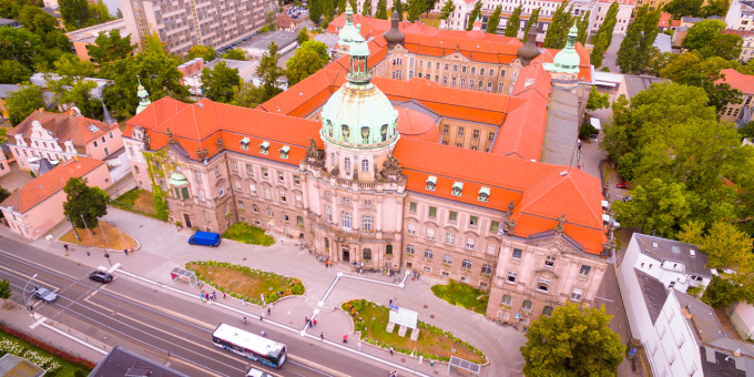 Potsdamer Rathaus von oben